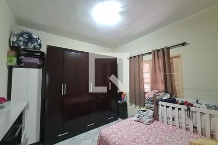 Quarto 1 de casa à venda com 3 quartos, 250m² em Vila Sapopemba, São Paulo