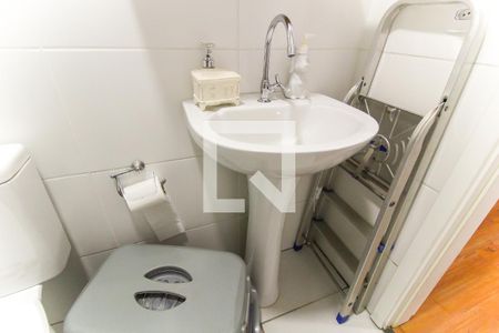 Apartamento para alugar com 37m², 2 quartos e sem vaga Apartamento para alugar com 37m², 2 quartos e sem vagaBanheiro