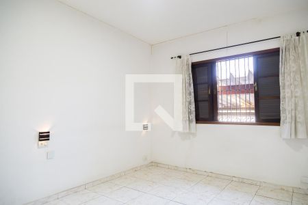 Casa à venda com 150m², 3 quartos e 1 vagaSuíte