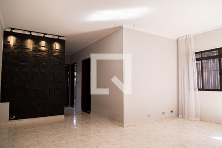 Sala de casa para alugar com 3 quartos, 210m² em Vila do Encontro, São Paulo