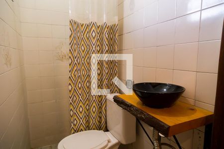 Casa à venda com 150m², 3 quartos e 1 vagaBanheiro da Edícula