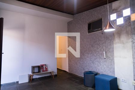 Casa à venda com 150m², 3 quartos e 1 vagaSala da Edícula