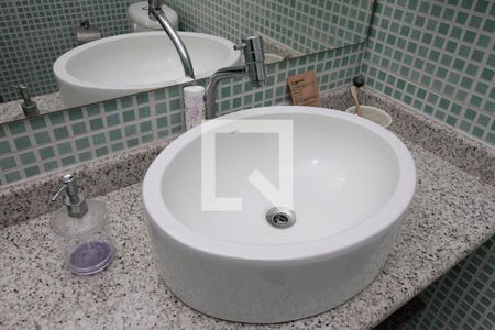 Apartamento à venda com 270m², 3 quartos e sem vagaBanheiro da Suíte 1