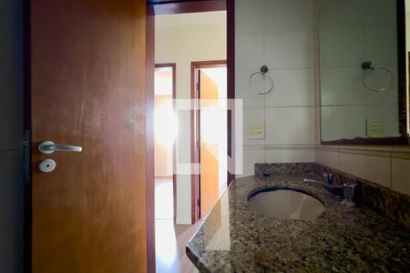 Apartamento para alugar com 85m², 3 quartos e 2 vagasBanheiro