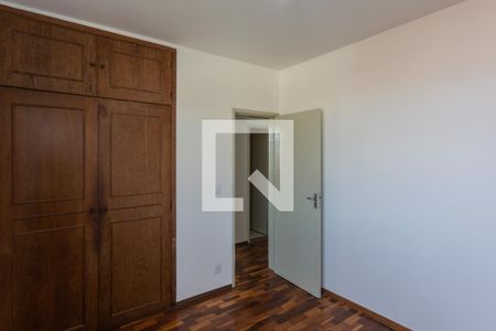 Apartamento à venda com 110m², 3 quartos e 1 vagaQuarto 2