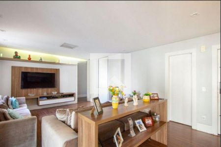 Apartamento à venda com 177m², 4 quartos e 3 vagas