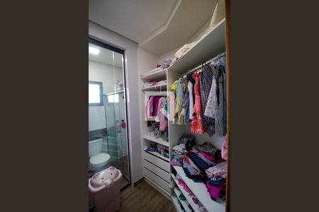 Casa à venda com 200m², 3 quartos e 2 vagasCloset da Suíte 01