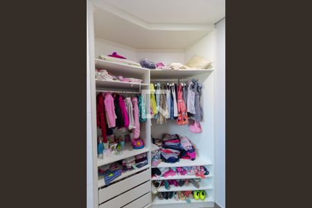 Casa à venda com 200m², 3 quartos e 2 vagasCloset da Suíte 01