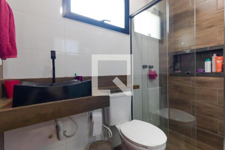 Casa à venda com 200m², 3 quartos e 2 vagasBanheiro da Suíte 01