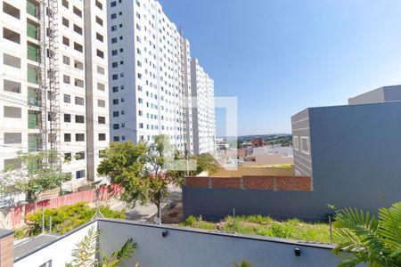 Casa à venda com 200m², 3 quartos e 2 vagasVista da Sacada da Suíte 03 e Sala de TV