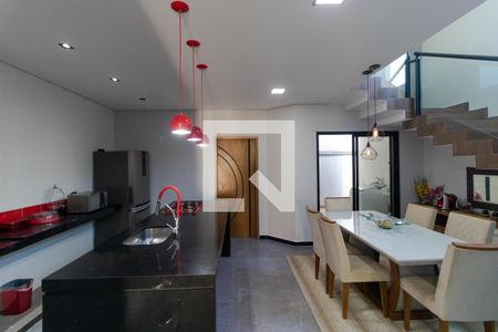 Casa à venda com 200m², 3 quartos e 2 vagasCozinha