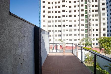 Casa à venda com 200m², 3 quartos e 2 vagasSacada da Suíte 03 e Sala de TV