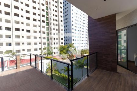 Casa à venda com 200m², 3 quartos e 2 vagasSacada da Suíte 03 e Sala de TV