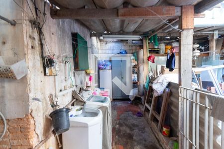 Casa à venda com 244m², 3 quartos e 2 vagasLavanderia