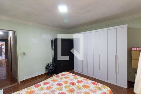 Casa à venda com 244m², 3 quartos e 2 vagasQuarto 2