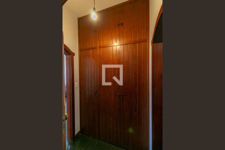 Casa para alugar com 352m², 6 quartos e 6 vagas Casa para alugar com 352m², 6 quartos e 6 vagasQuarto Suíte 2