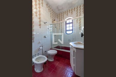 Casa para alugar com 352m², 6 quartos e 6 vagas Casa para alugar com 352m², 6 quartos e 6 vagasBanheiro da Suíte 3