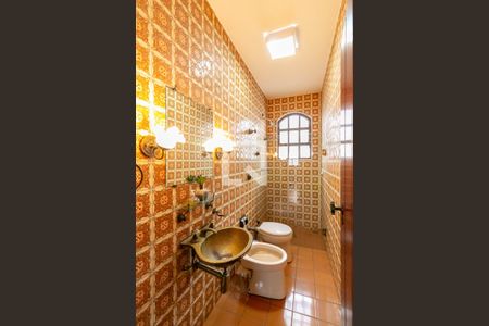 Casa para alugar com 352m², 6 quartos e 6 vagas Casa para alugar com 352m², 6 quartos e 6 vagasBanheiro da Suíte