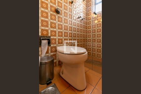 Casa para alugar com 352m², 6 quartos e 6 vagas Casa para alugar com 352m², 6 quartos e 6 vagasBanheiro da Suíte