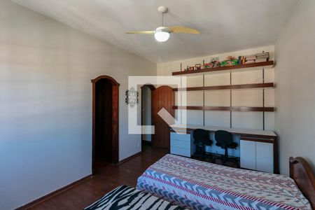 Casa para alugar com 352m², 6 quartos e 6 vagas Casa para alugar com 352m², 6 quartos e 6 vagasQuarto Suíte 3