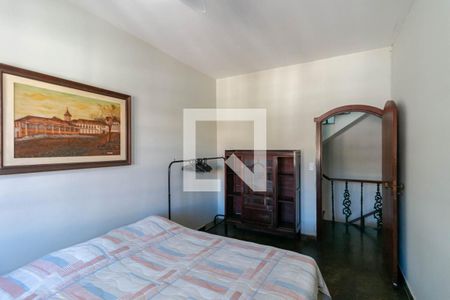 Casa para alugar com 352m², 6 quartos e 6 vagas Casa para alugar com 352m², 6 quartos e 6 vagasQuarto 1