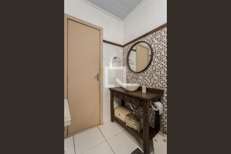 Banheiro de apartamento à venda com 3 quartos, 84m² em Auxiliadora, Porto Alegre