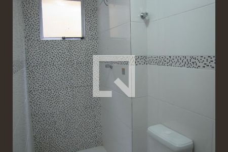 Banheiro de apartamento para alugar com 2 quartos, 42m² em Parque Cisper, São Paulo