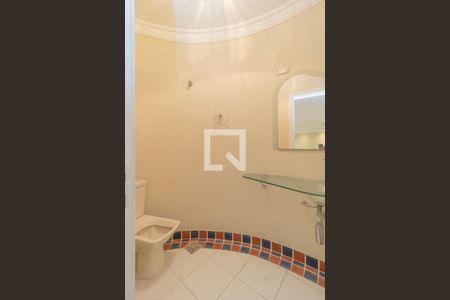 Lavabo de casa de condomínio para alugar com 4 quartos, 420m² em Marechal Rondon, Canoas
