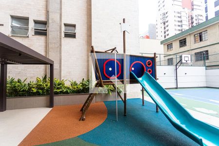Apartamento à venda com 140m², 4 quartos e 1 vaga Apartamento à venda com 140m², 4 quartos e 1 vagaPlayground