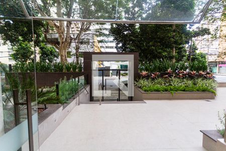 Apartamento à venda com 140m², 4 quartos e 1 vaga Apartamento à venda com 140m², 4 quartos e 1 vagaHall de Entrada