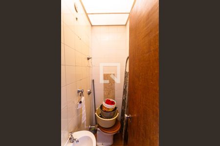 Apartamento à venda com 140m², 4 quartos e 1 vaga Apartamento à venda com 140m², 4 quartos e 1 vagaBanheiro de Serviço