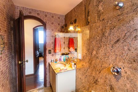 Apartamento à venda com 140m², 4 quartos e 1 vaga Apartamento à venda com 140m², 4 quartos e 1 vagaBanheiro Social