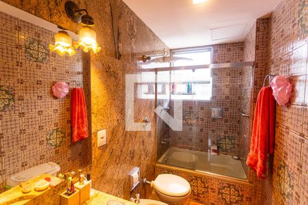 Apartamento à venda com 140m², 4 quartos e 1 vaga Apartamento à venda com 140m², 4 quartos e 1 vagaBanheiro Social