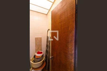 Apartamento à venda com 140m², 4 quartos e 1 vaga Apartamento à venda com 140m², 4 quartos e 1 vagaBanheiro de Serviço