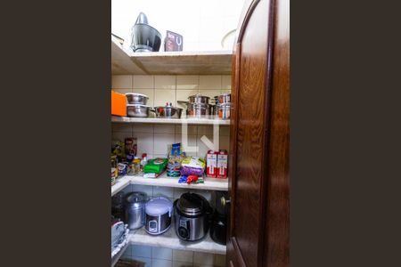 Apartamento à venda com 140m², 4 quartos e 1 vaga Apartamento à venda com 140m², 4 quartos e 1 vagaDespensa