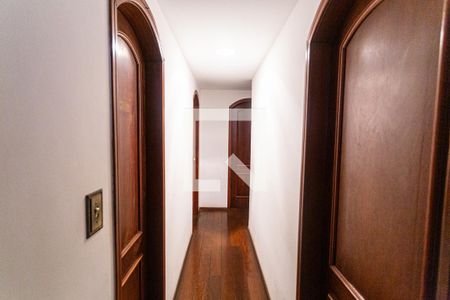 Apartamento à venda com 140m², 4 quartos e 1 vaga Apartamento à venda com 140m², 4 quartos e 1 vagaCorredor
