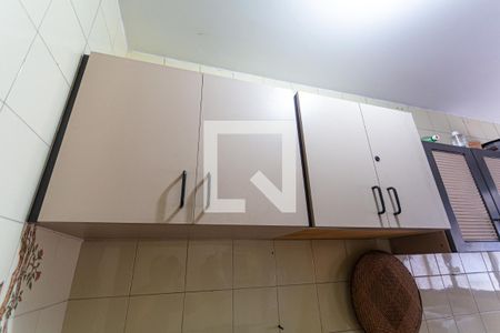 Apartamento à venda com 140m², 4 quartos e 1 vaga Apartamento à venda com 140m², 4 quartos e 1 vagaArmário da Área de Serviço