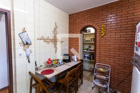 Apartamento à venda com 140m², 4 quartos e 1 vaga Apartamento à venda com 140m², 4 quartos e 1 vagaCozinha