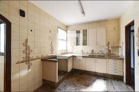 Cozinha de apartamento à venda com 4 quartos, 140m² em Savassi, Belo Horizonte