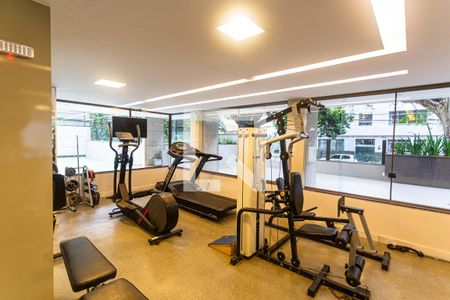 Apartamento à venda com 140m², 4 quartos e 1 vaga Apartamento à venda com 140m², 4 quartos e 1 vagaAcademia