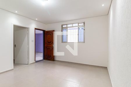 Sala  de casa para alugar com 2 quartos, 230m² em Vila Augusta, Guarulhos