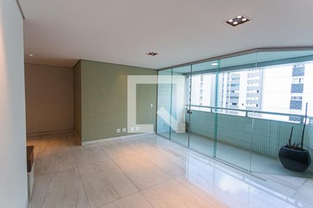Sala de apartamento à venda com 4 quartos, 138m² em Funcionários, Belo Horizonte