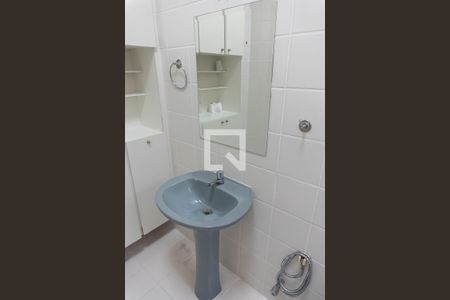 Apartamento para alugar com 80m², 2 quartos e sem vagaBanheiro