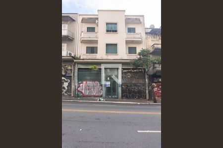 Apartamento para alugar com 80m², 2 quartos e sem vagaFachada