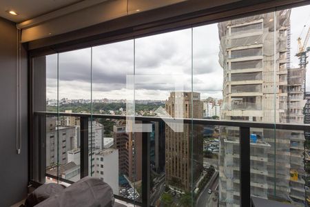 Varanda de kitnet/studio à venda com 1 quarto, 42m² em Itaim Bibi, São Paulo