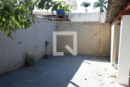 Casa à venda com 100m², 3 quartos e 1 vagaQuintal
