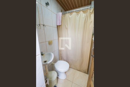 Casa de condomínio à venda com 284m², 4 quartos e 4 vagasBanheiro de Serviço