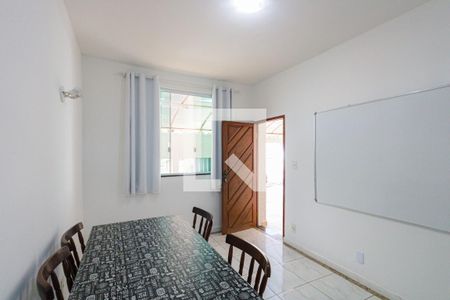 Casa de condomínio à venda com 284m², 4 quartos e 4 vagasSala 1