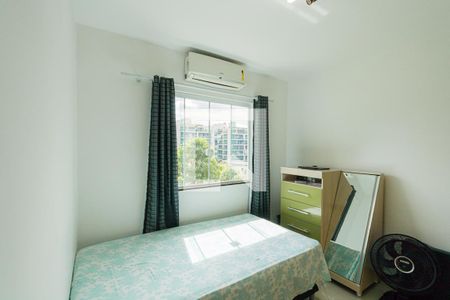 Casa de condomínio à venda com 284m², 4 quartos e 4 vagasQuarto 3