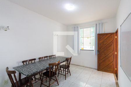 Casa de condomínio à venda com 284m², 4 quartos e 4 vagasSala 1